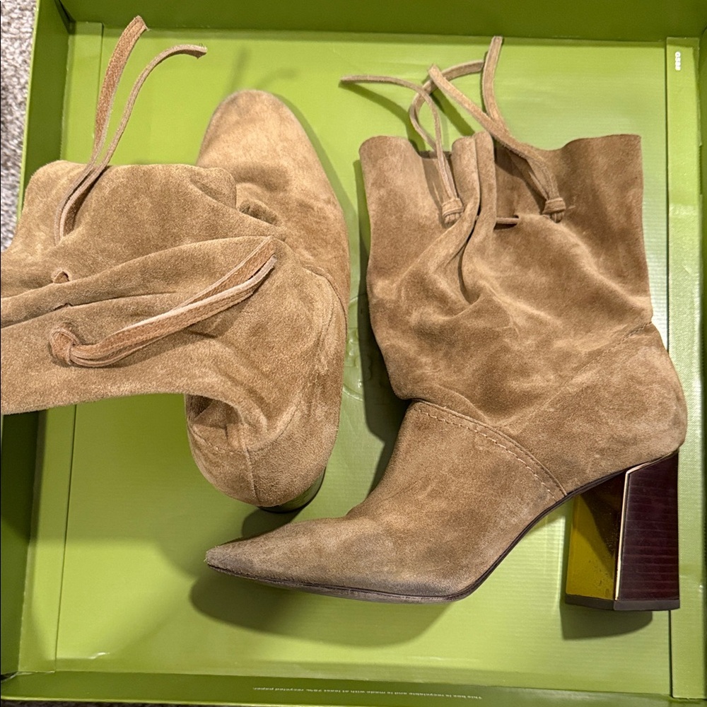Suede Tan Women's Boots Tory Burch